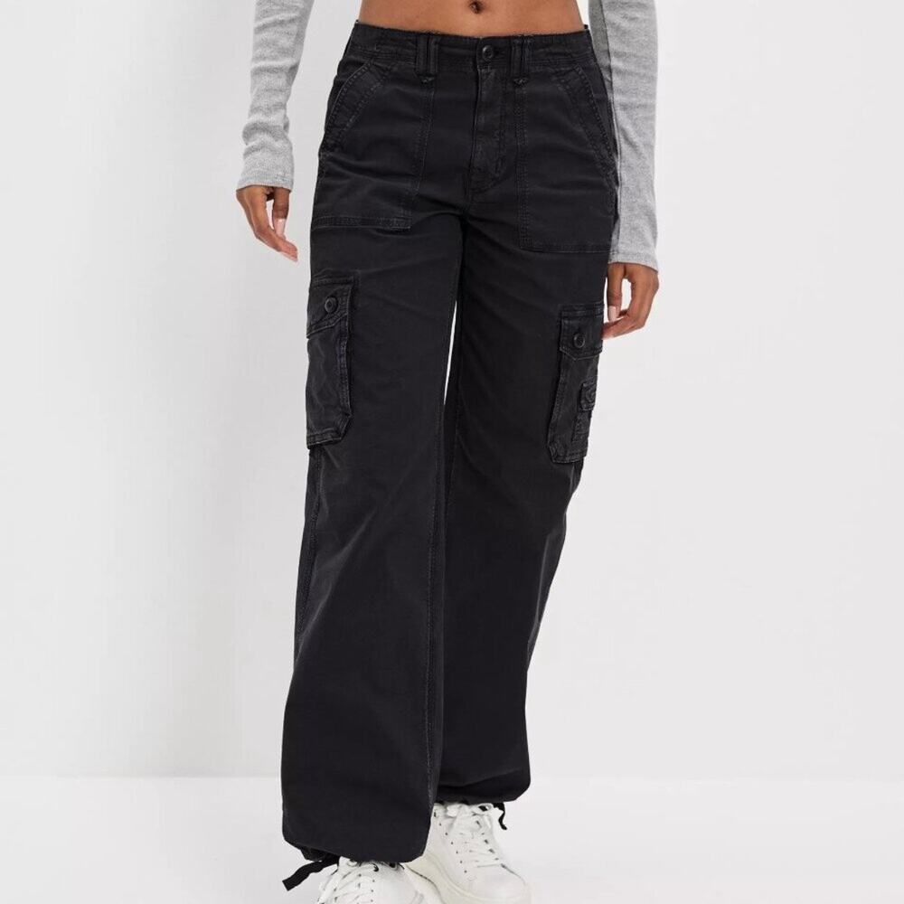 American Eagle AE Snappy Stretch Baggy Cargo Jogger Pants Black Size 6